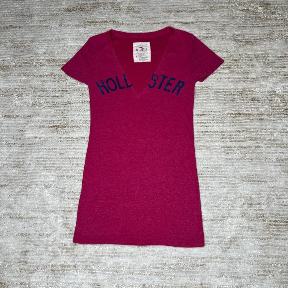 Y2K  Pink Hollister Co. V-neck